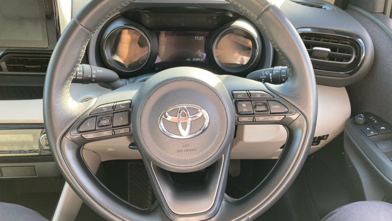 Toyota Yaris 1.5 Hybrid Excel 5dr CVT Hybrid Hatchback